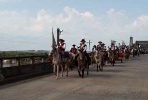 Chegada da Chama Crioula em Manoel Viana
