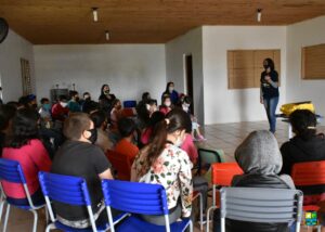 Tributos realiza palestra sobre educação fiscal para alunos da rede municipal